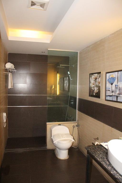 Galesia Hotel & Resort - Dhaka Exteriör bild