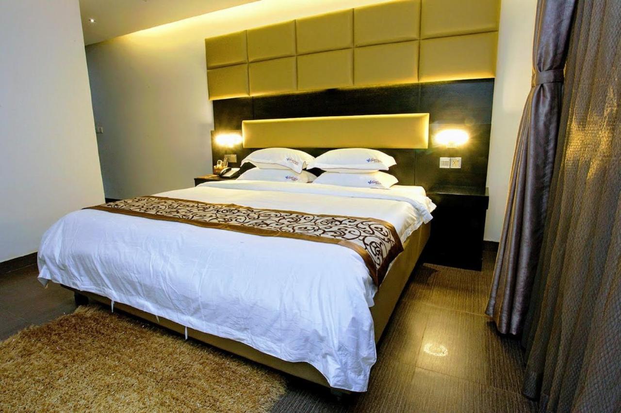 Galesia Hotel & Resort - Dhaka Exteriör bild